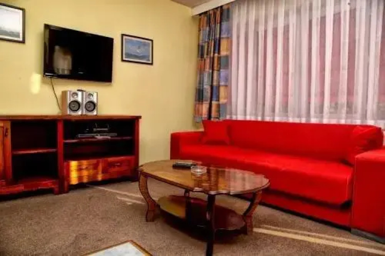 Rainbow 48 Apart Hotel