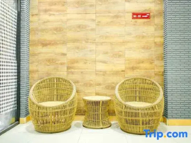 Tripletree Novon Family Hotel