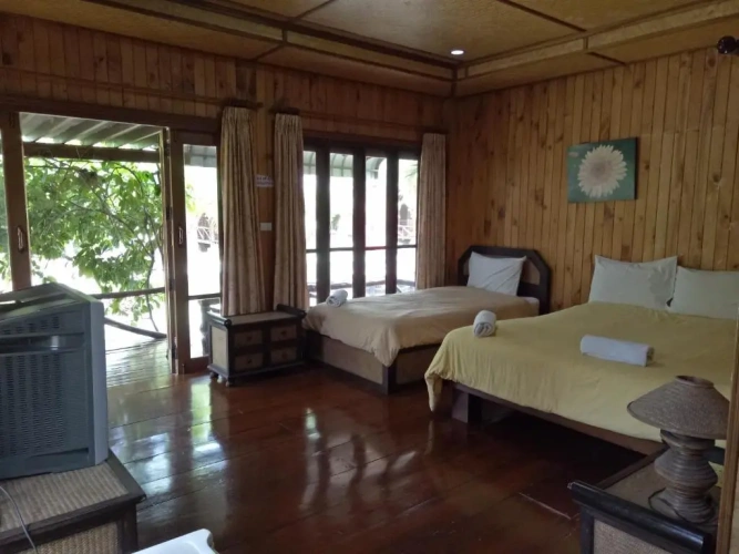 Deluxe Quadruple room