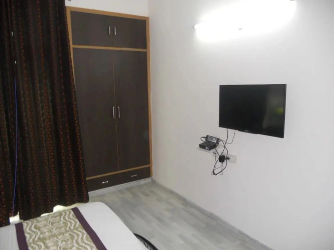 Desire Green Apartment
