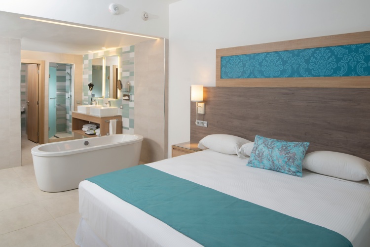 Riu Palace Tropical Bay photo 20