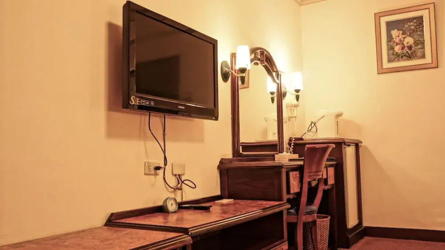 Hwadu Hotel