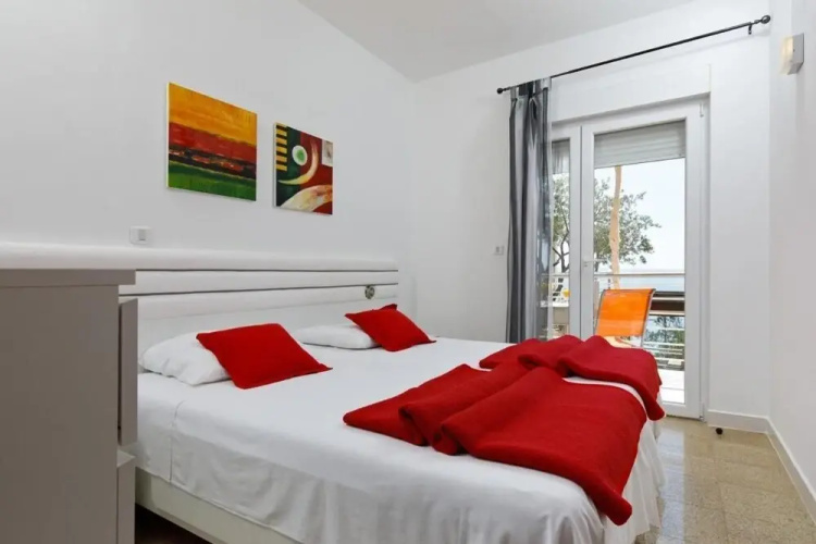 Fully Equiped Beach Apartments With its own Balcony
