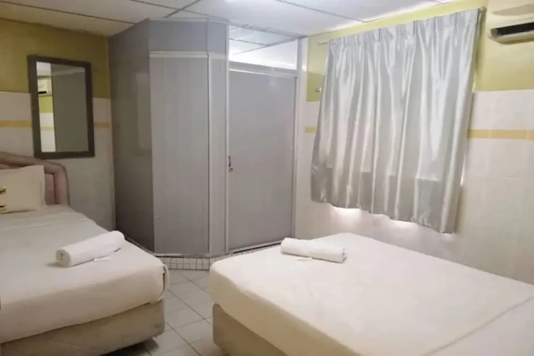 Standard Twin room