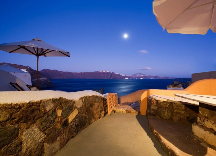Cottage with sea view