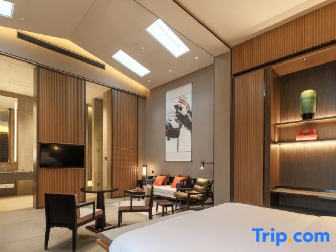 2 Bedrooms Premier Villa