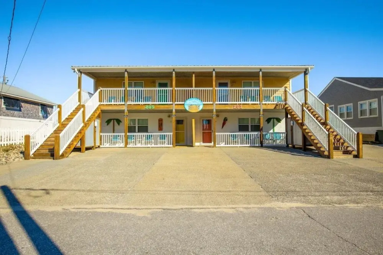 Boardwalk Shores B 2 Bedroom Duplex by RedAwning