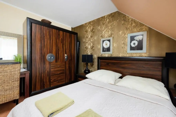 Standard Quadruple room with garden view