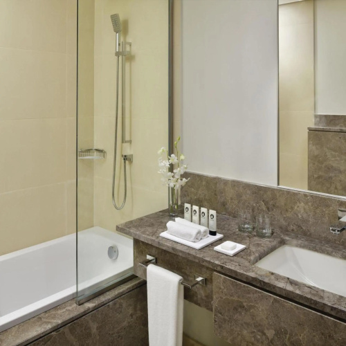 Mövenpick Hotel Tahlia Jeddah photo 12