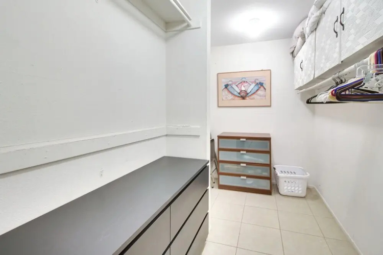 Pet-friendly Palm Desert Gem on Golf Course!