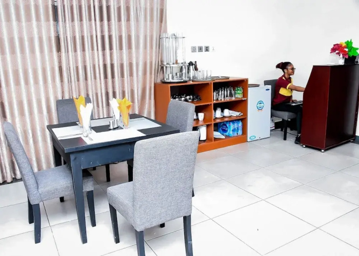 Yewa Frontier Hotel