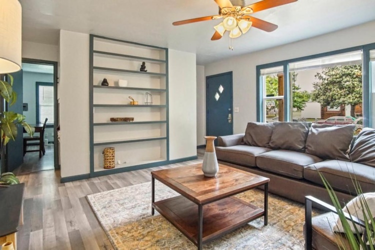2 Bedrooms Cottage