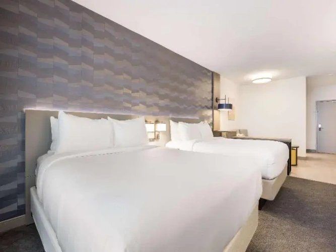 Quadruple Suite