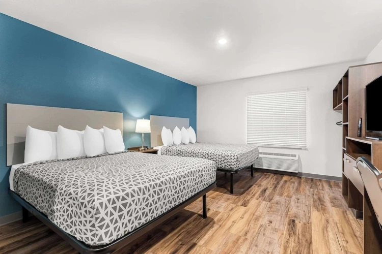 Quadruple Suite