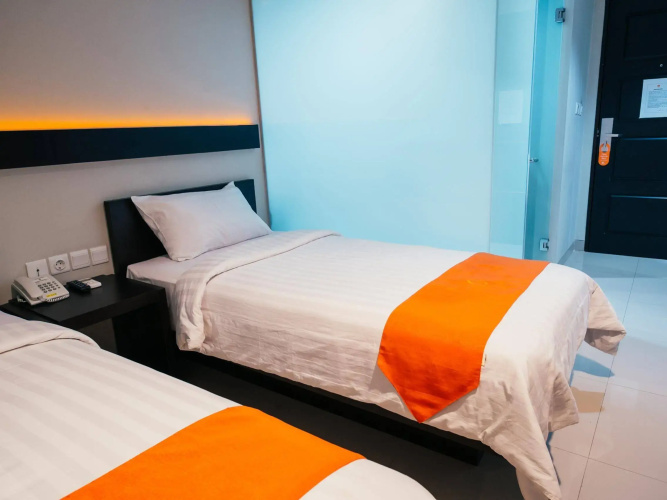 Alpha Hotel
