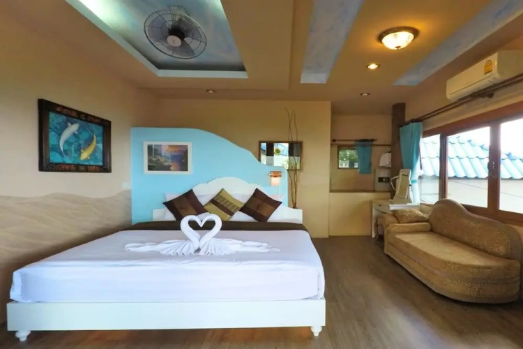 Superior Double room with balcony and with sea view