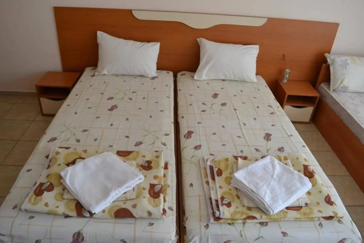Chaika Guest House