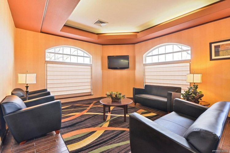 Best Western Plus Meridian photo 13