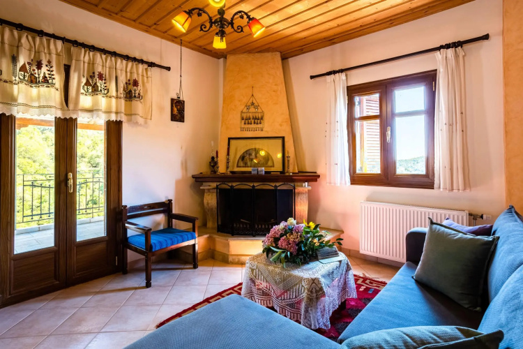 Stemnitsa Stone Residence - Comfy Mountain Getaway