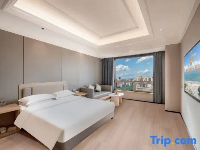 Standard Double room with city view