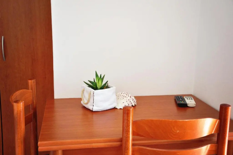Sunrise Studio Apartments 3