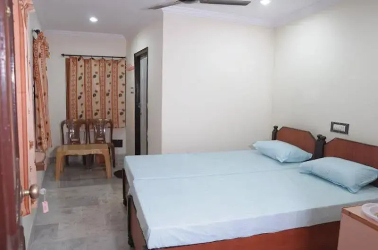 Vani Lodge