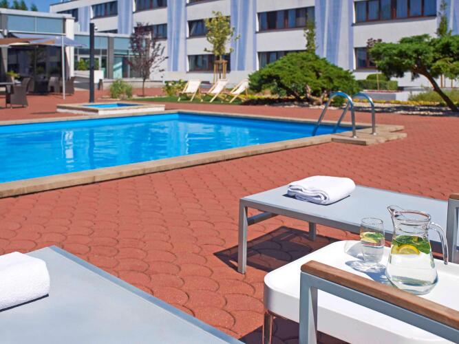 Novotel Poznan MaltaOver view