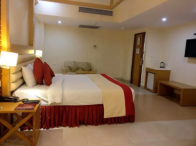 Hotel MB International - PALACE SIDE