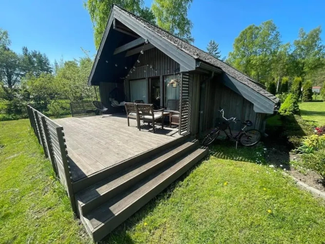 2 Bedrooms Cottage