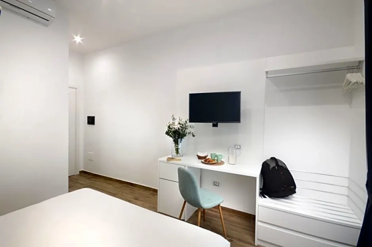 Deluxe Double room with courtyard view