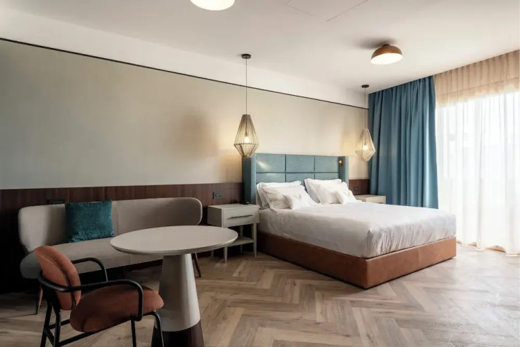 Visionair Suites