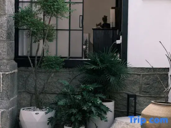 Heishi Hidden Corner Homestay