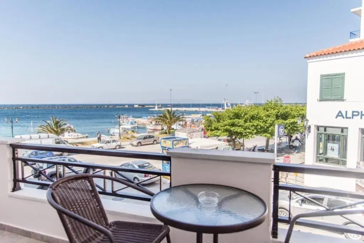 2 Bedrooms Apartment with sea view