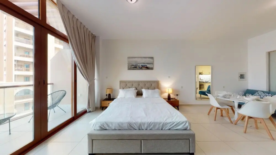 Tanin - Designer Studio With Mesmerizing Sea View