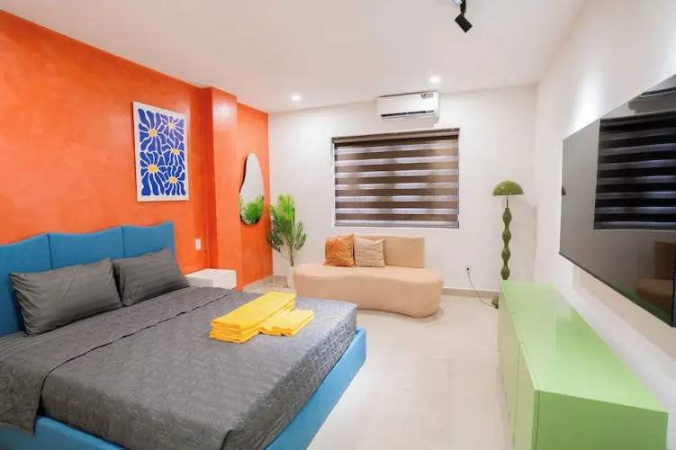 Mona Hotel