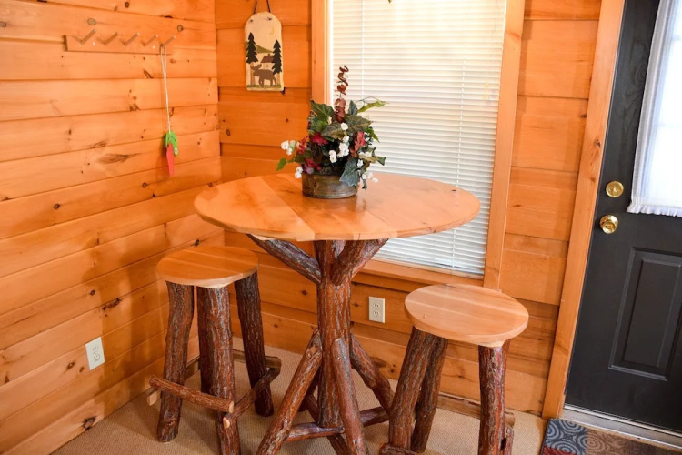 NORTHERN LITES - 1 Br Cabin