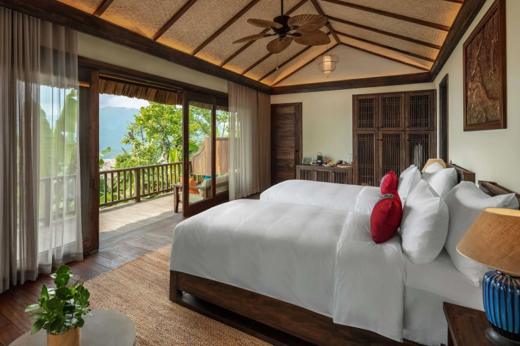 2 Bedrooms Double Bungalow