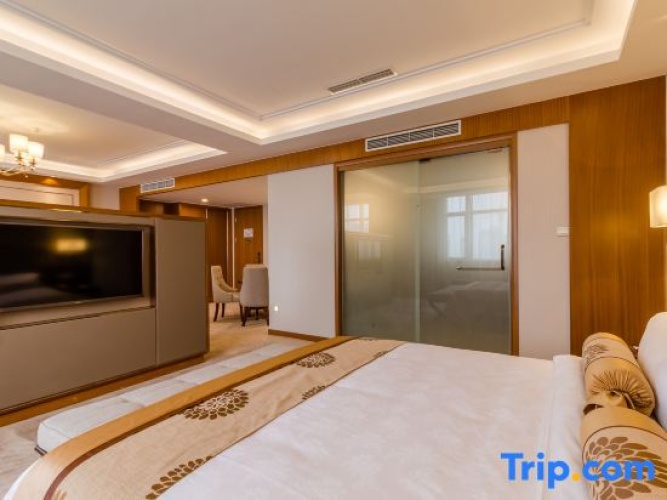 Deluxe Double Suite