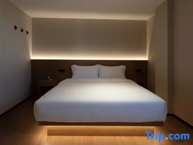 2 Bedrooms Suite