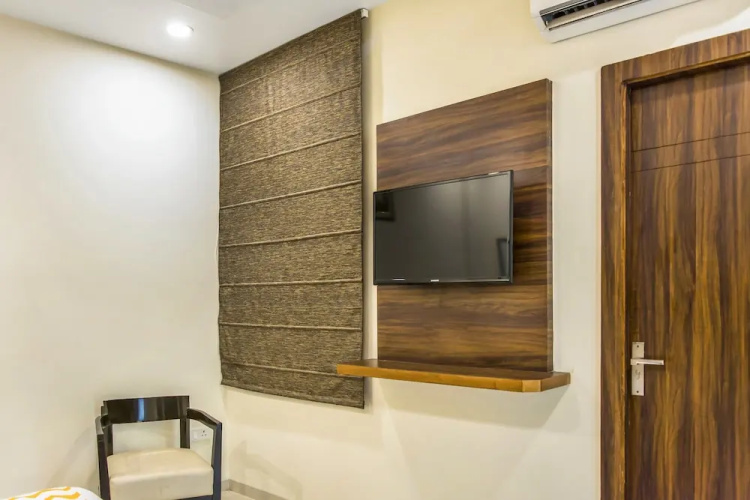 FabHotel Dream Inn Vikas Nagar