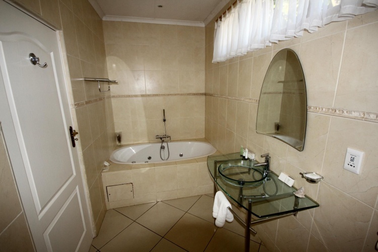 Luxury Triple room