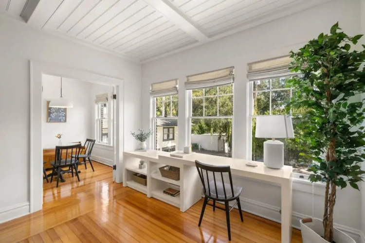 The Adaline 7 Luxury Hyde Park Apt