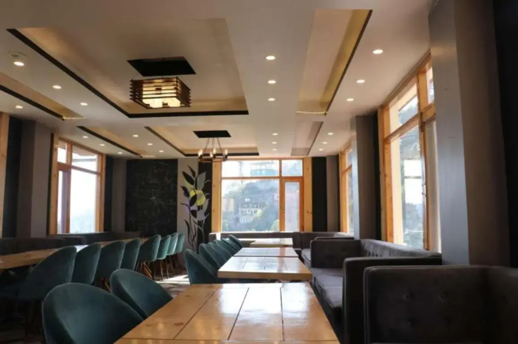 Eden Hotel and Resort
