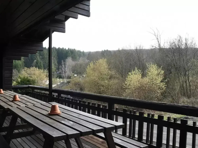 Spacious 8-bedroom Chalet