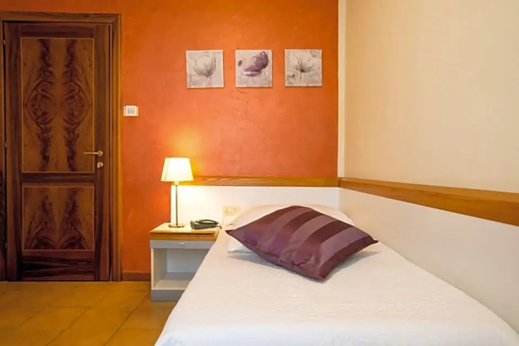 Roma