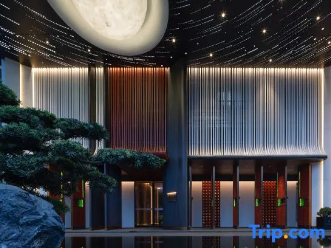 Green Elegant Hotel (Humanities Science and Technology College)