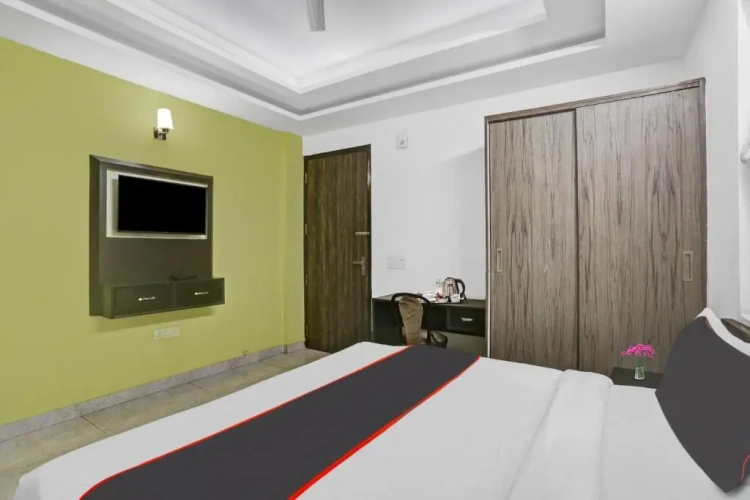 Classic Triple room