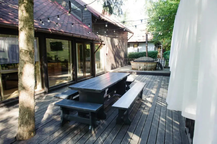 Tree House