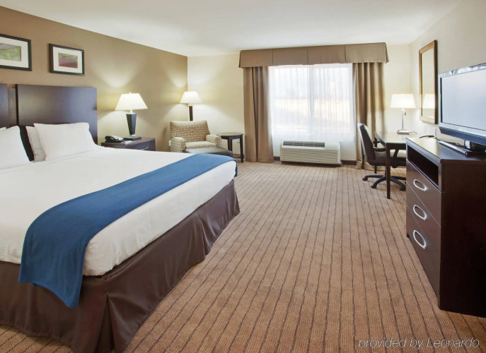 Holiday Inn Express Hotel & Suites Merced by IHG