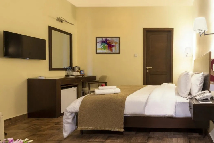 Hotel One Sahiwal